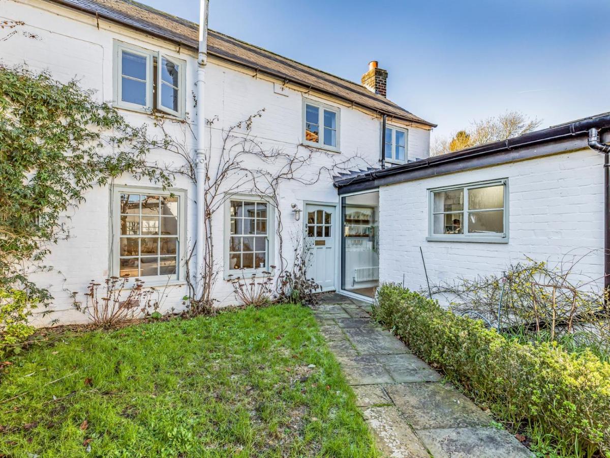 Pass The Keys Charming Downland Cottage ชิชิสเตอร์ ภายนอก รูปภาพ
